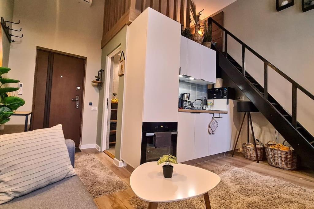 Downtown Studio-Loft Constanta Exterior photo